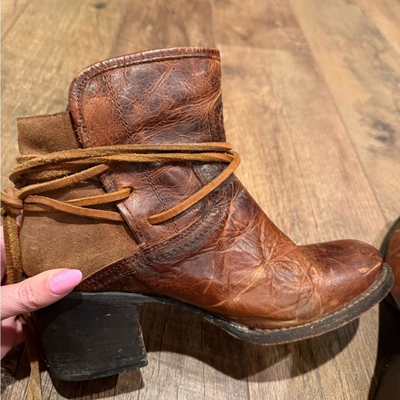 Freebird by Steven Casey Real Brown Leather Ankle Boots with ties size 8 - Picture 2 of 7